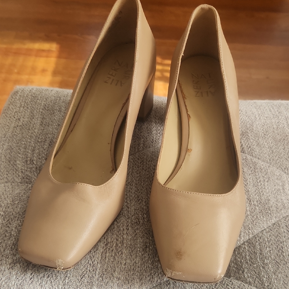 Naturalizer Classic Beige Heels